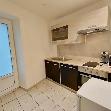 C Coispine 1 Cosy Rdc Vue Sur La Meuse Appartement Charleville-Mézières